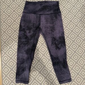 Capri Lululemon Leggings